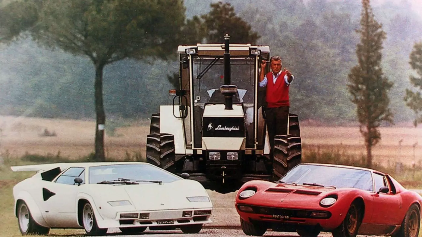 Ferruccio Lamborghini koos traktori, Lamborghini Countachi ja Lamborghini Miuraga