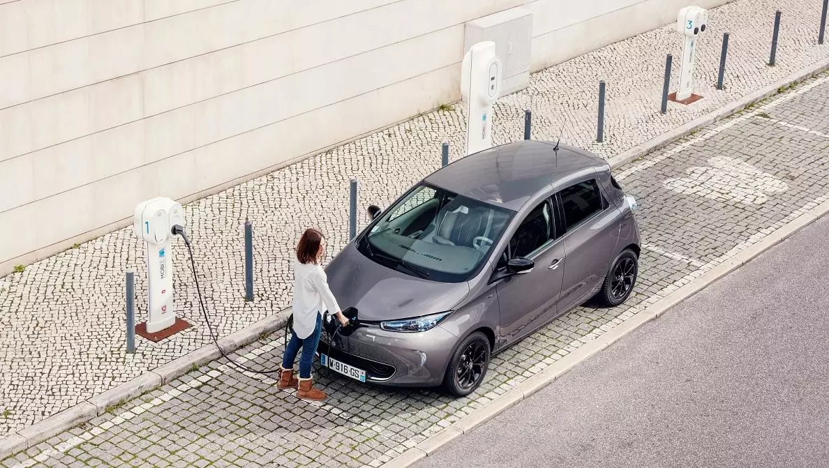 I-Renault ZOE 4.0