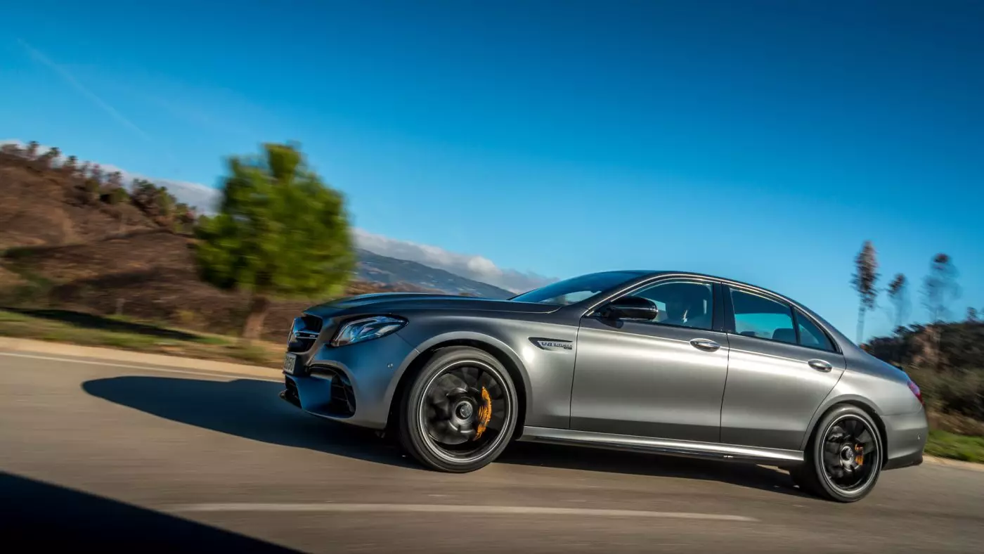 Mercedes-AMG E 63 S 4Matic +