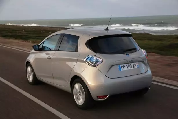 I-Renault_ZOE_43