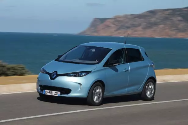 I-Renault_ZOE_18