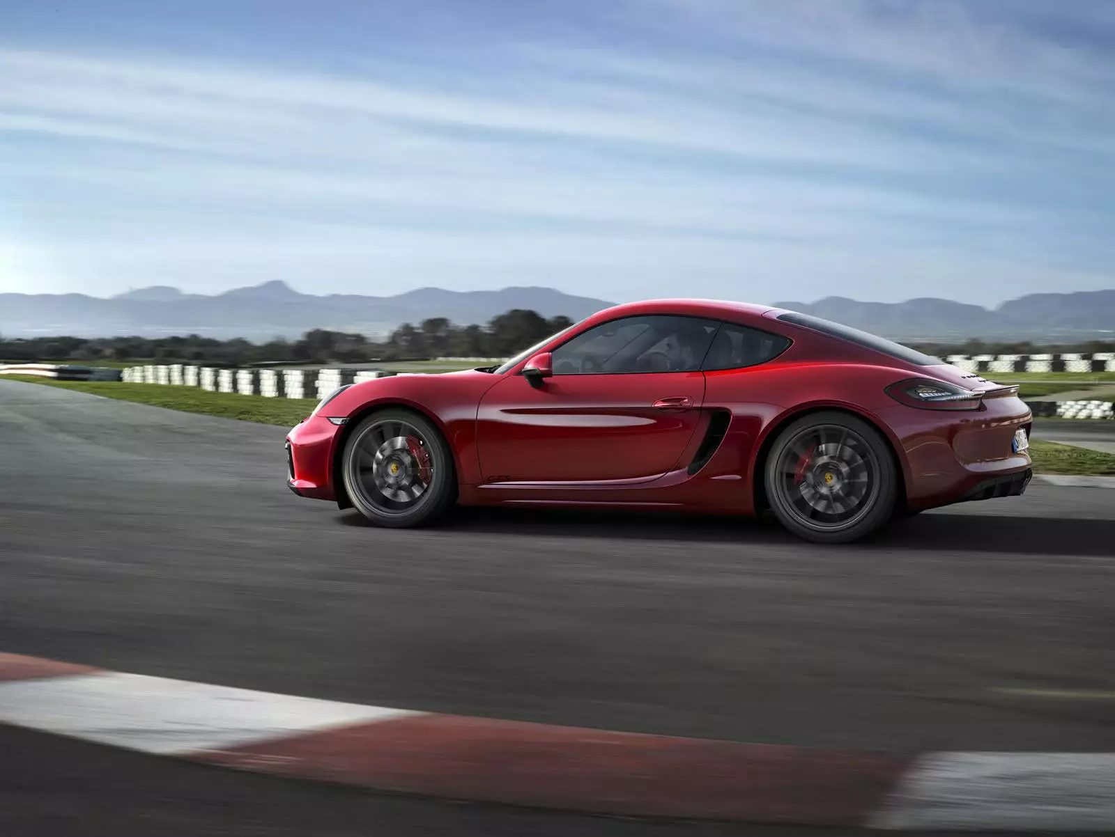 Porsche presenta Boxster e Cayman GTS 13675_3