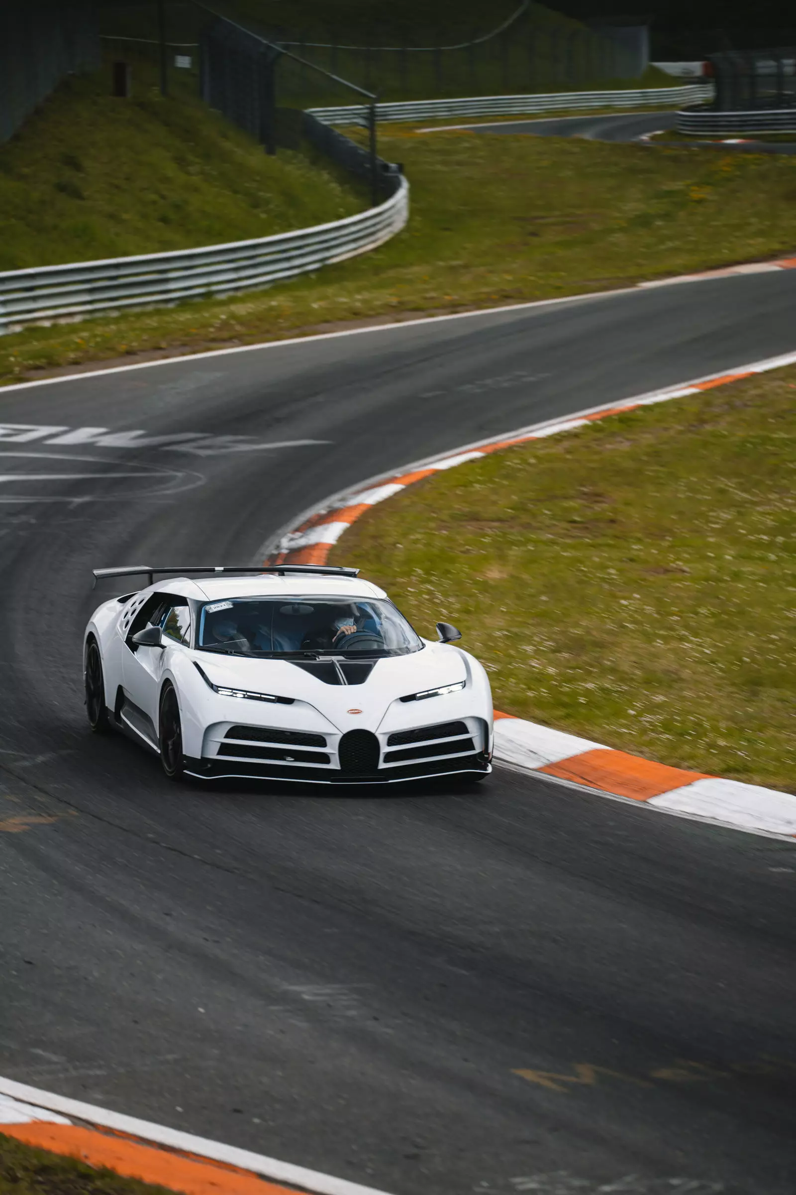 Бугатти Centodieci Nürburgring