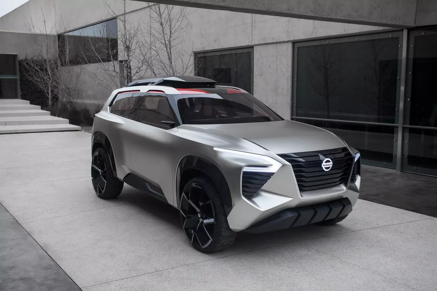 Conceptul Nissan XMotion