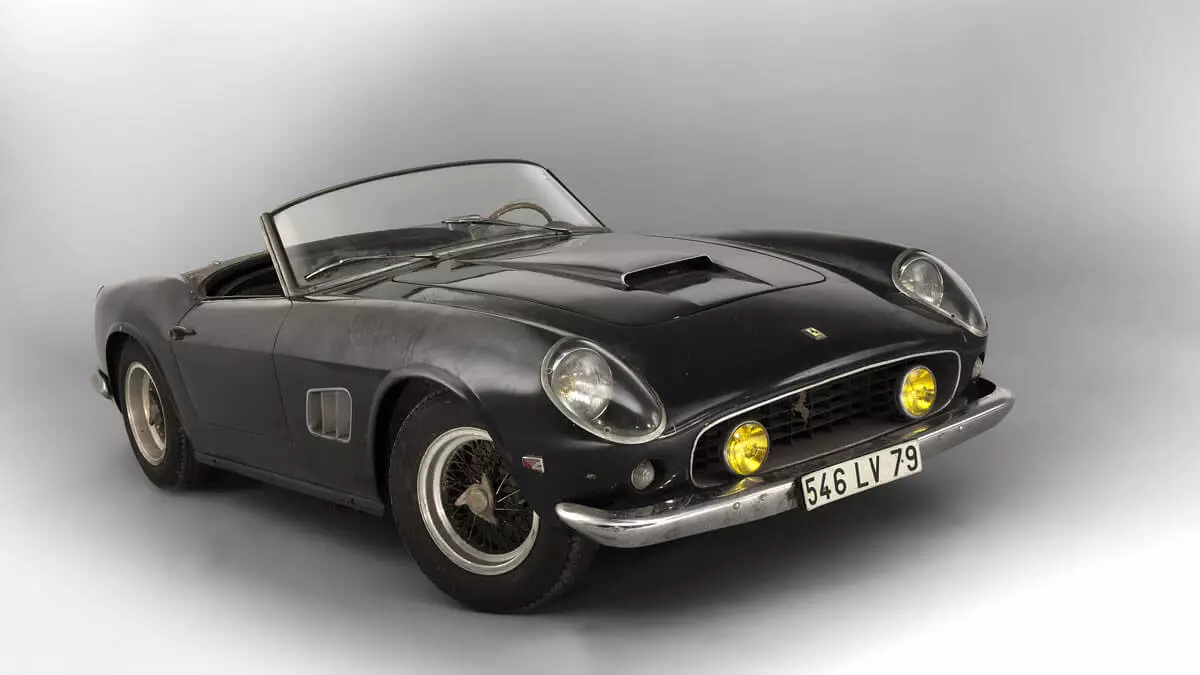 1961 ফেরারি 250 GT SWB ক্যালিফোর্নিয়া স্পাইডার