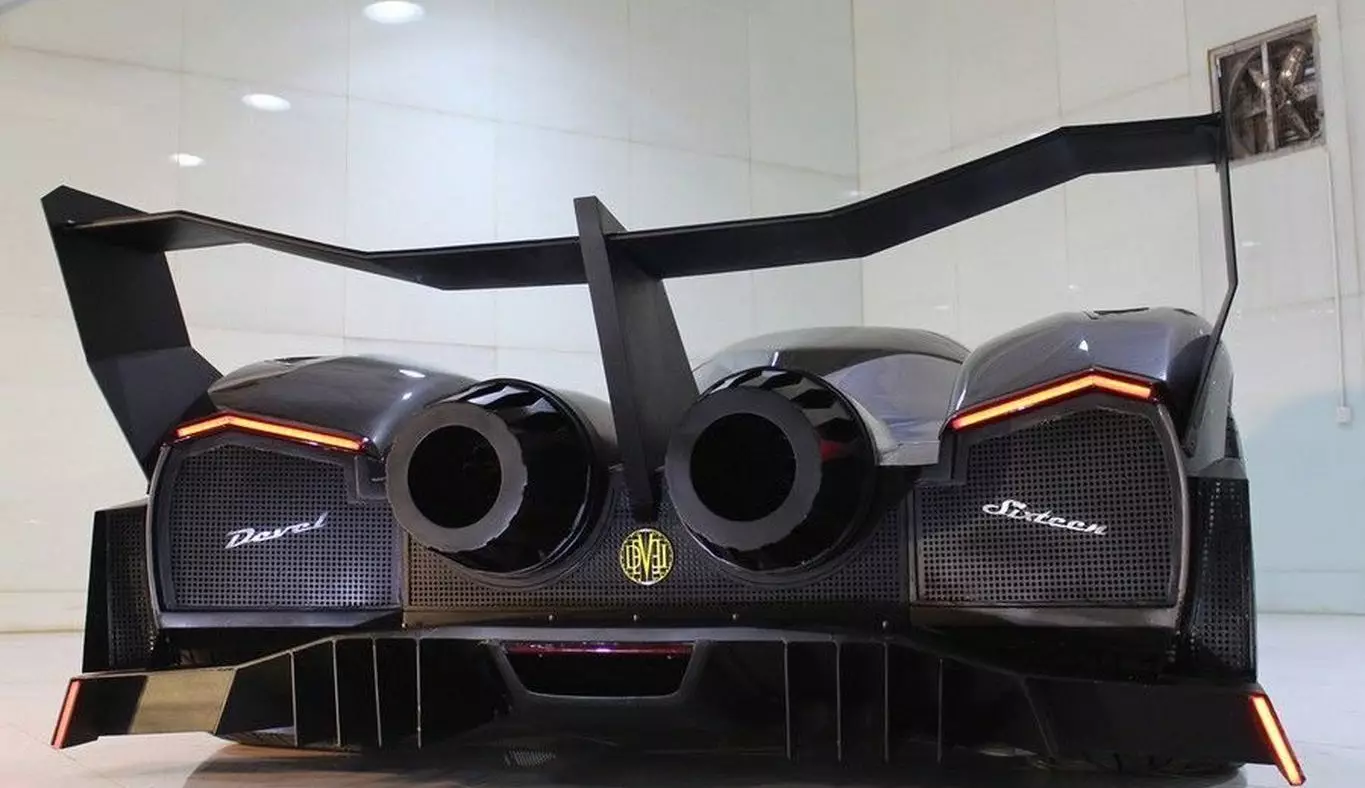 Devel Sixteen. Ar čia tas „daiktas“ vaikščios? 14024_1