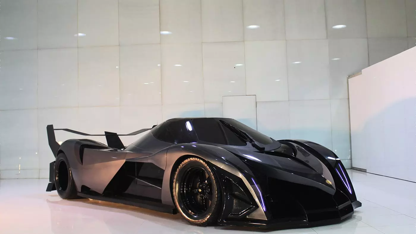 Devel Sixteen