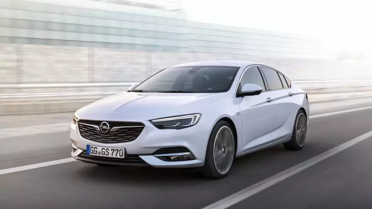 2017-opel-signia-grand-sport-1