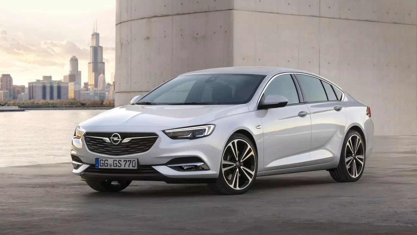 Þetta er nýr Opel Insignia Grand Sport 14028_4