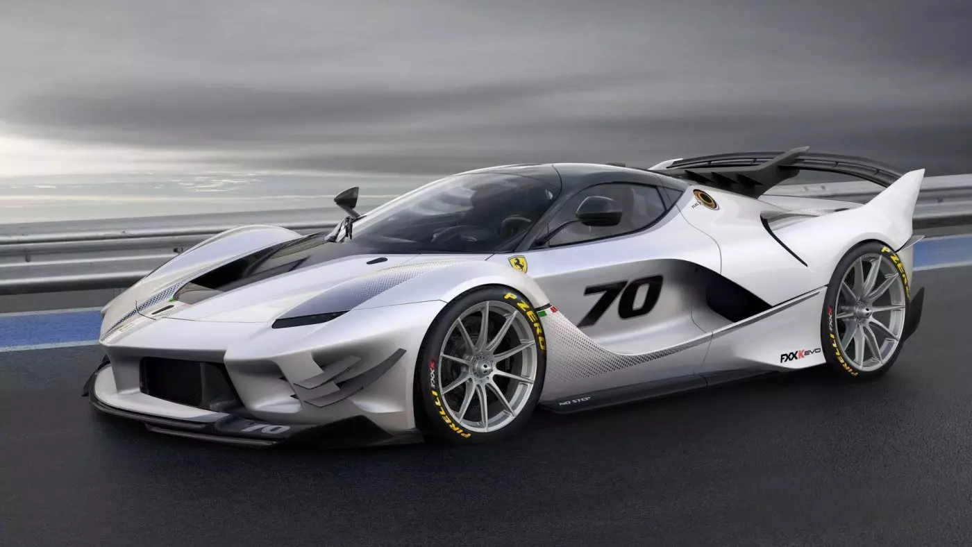 រថយន្ត Ferrari FXX-K Evo