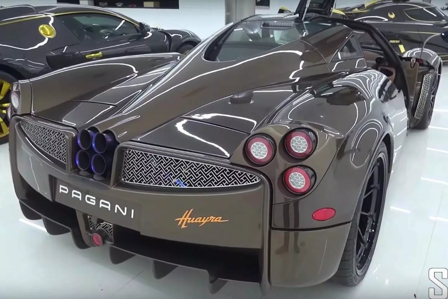 UManny Khoshbins Pagani Huayra Hermes 2018