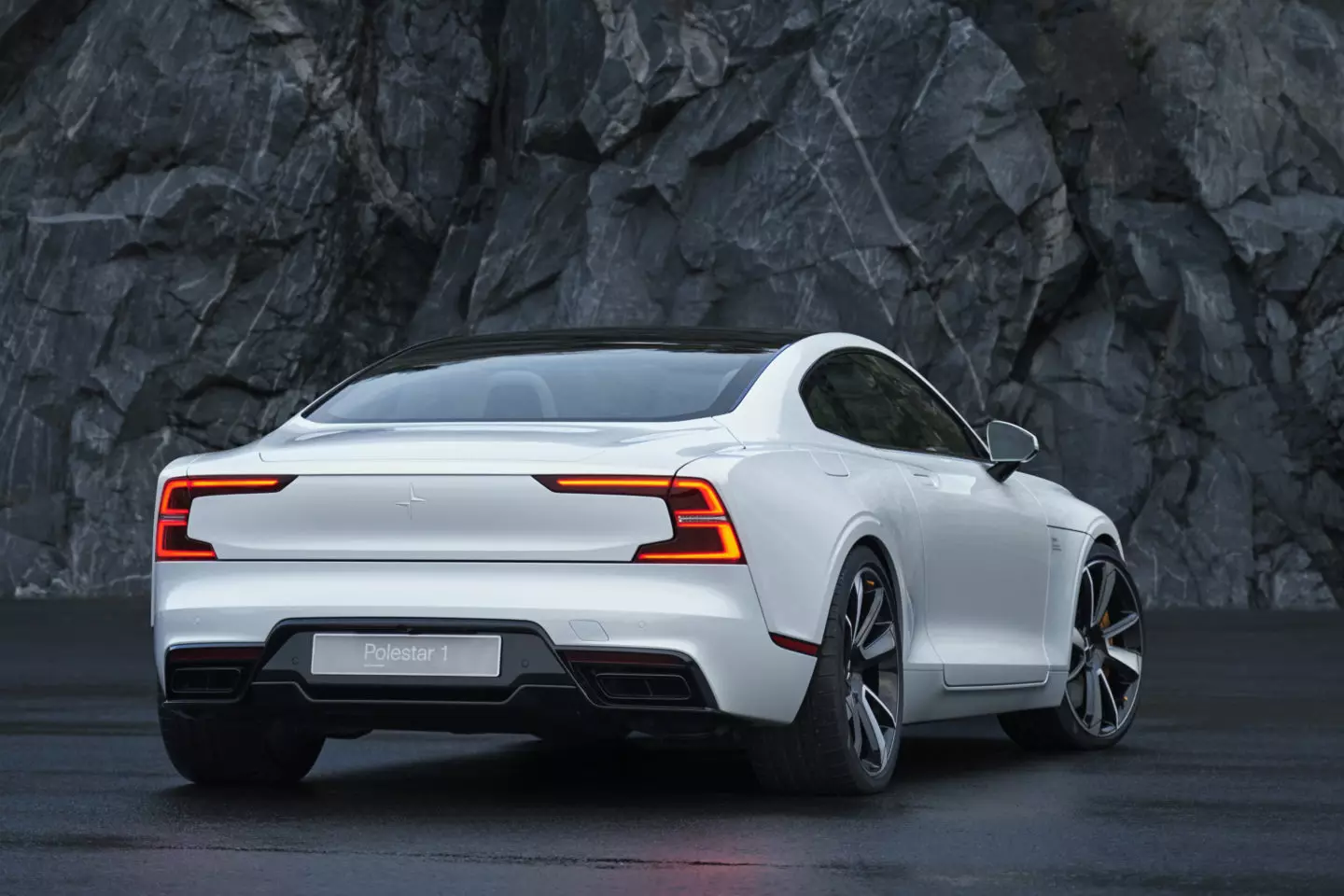 Polestari 1