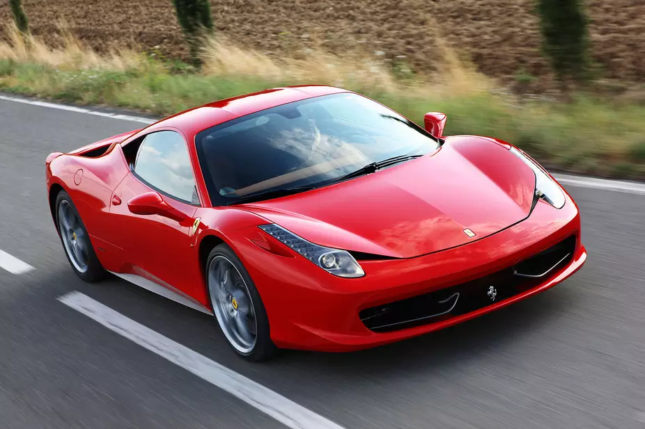 Sotheby's fantisi Ferrari 458 Italia V8. E, enjene feela 14168_1