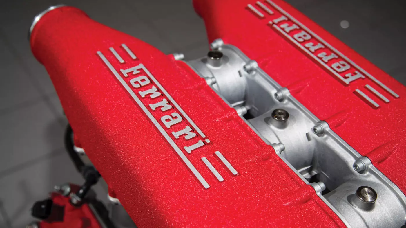 Рухавік Ferrari 458 Italia V8