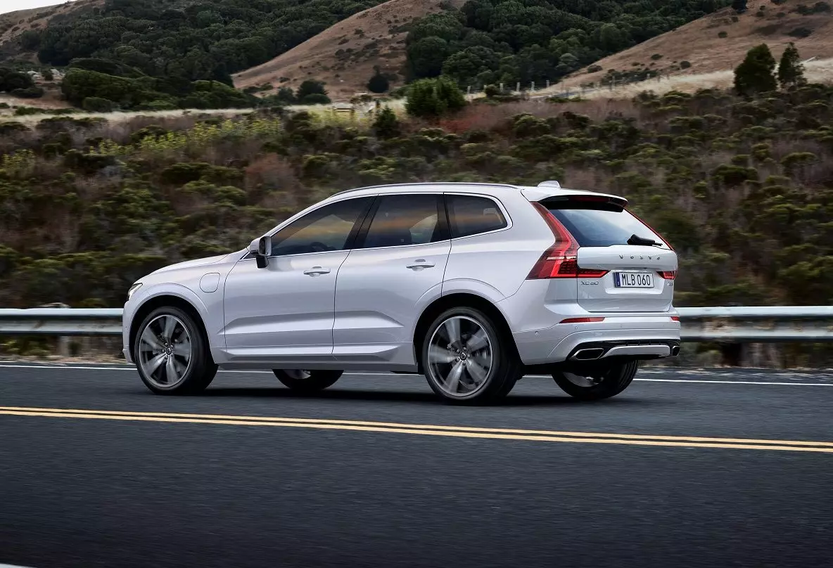 2017 ቮልቮ XC60