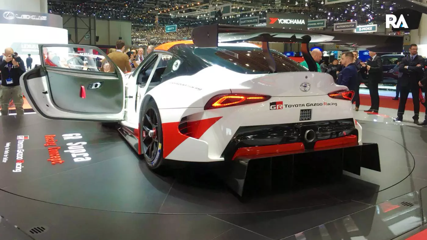 Konsep Toyota GR Supra Racing