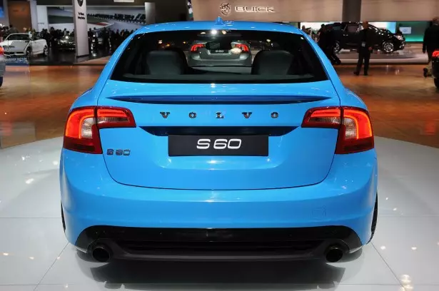 Volvo S60 Polestar ĉeestas ĉe la Los Angeles Motor Show, sed ĉu ĝi eniros produktadon? 14432_3