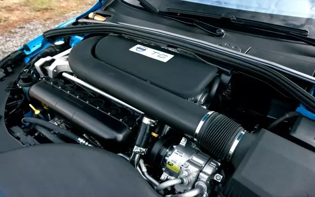 וולוו S60 Polestar אמורה להופיע בתערוכת הרכב בלוס אנג'לס 14433_1