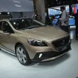 Volvo V40 2013 z wariantami R-Desing i Cross-Country 14437_11