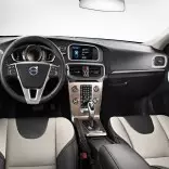 Volvo V40 2013 s variantami R-Desing a Cross-Country 14437_17