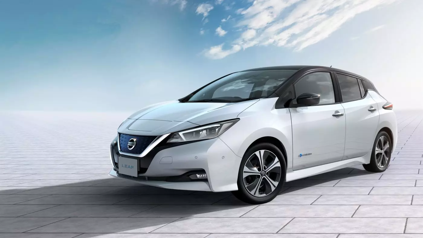 The new Nissan Leaf is already priced in Portugal. All the details