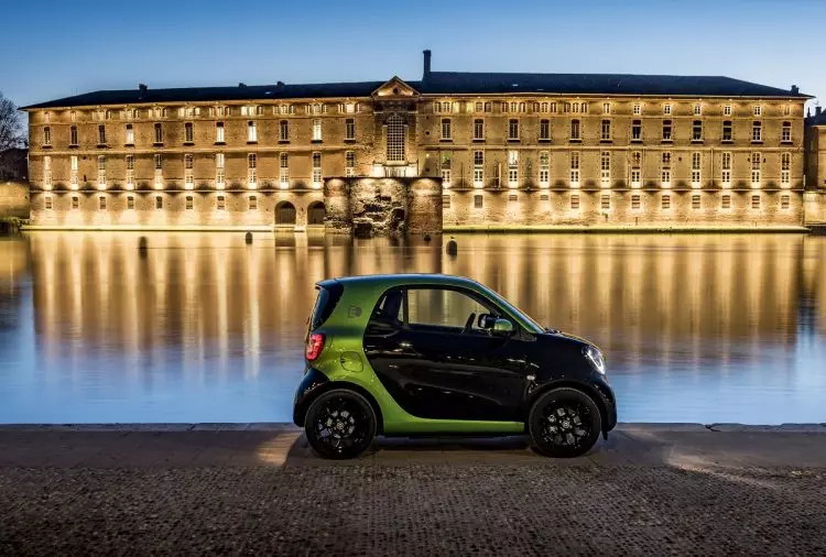 2017 Smart Fortwo Electric Drive - pogled profila