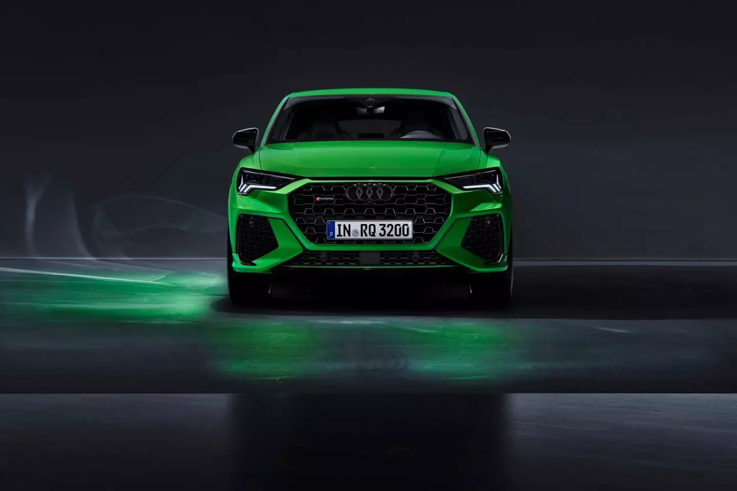 Audi RS Q3 اسپورٹ بیک