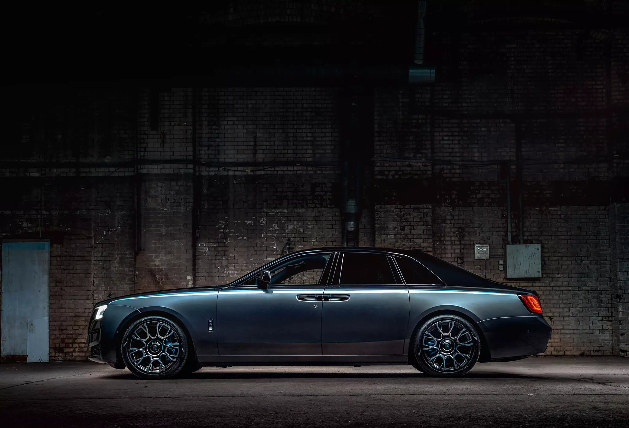 Rolls-Royce Black Badge Ghost