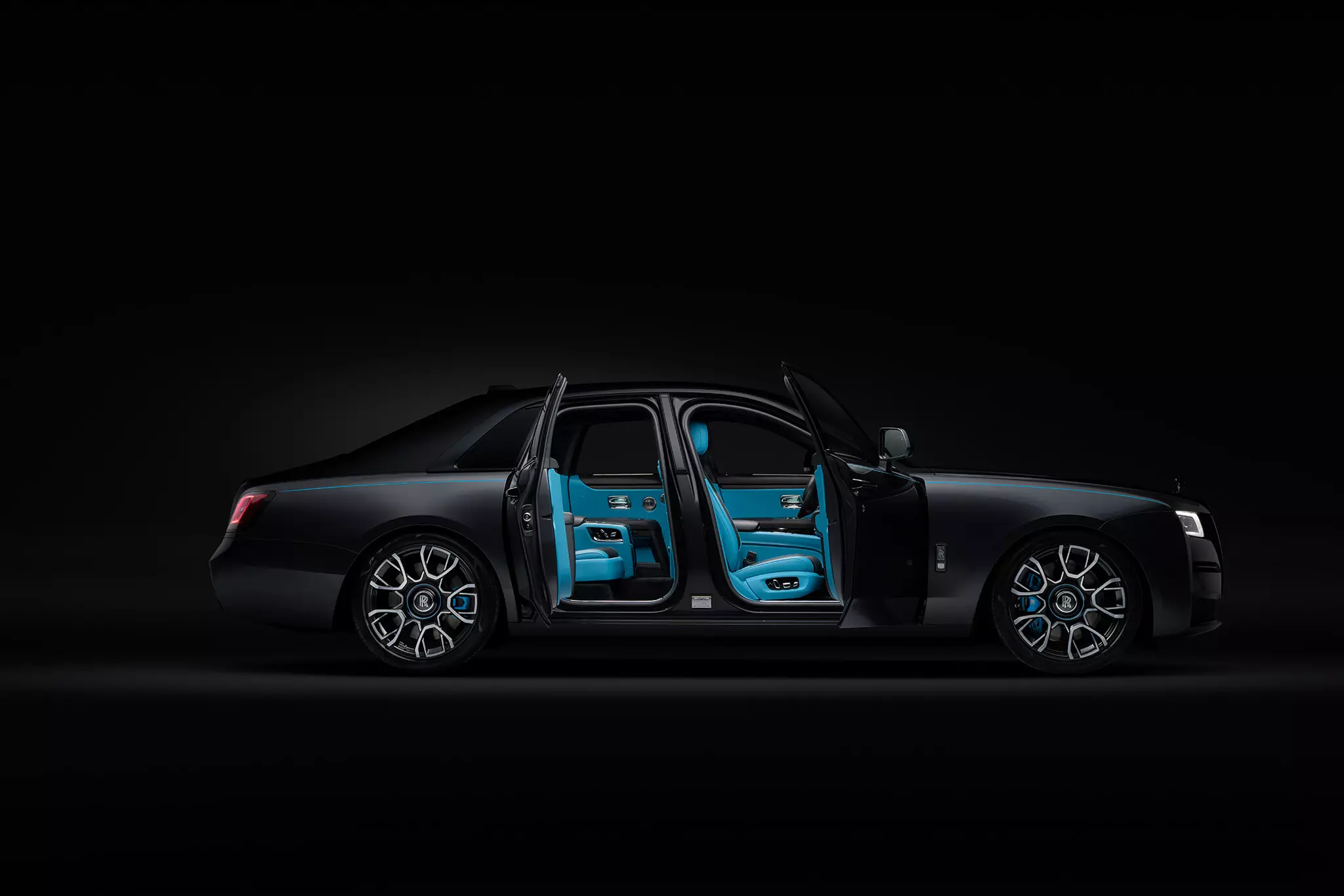 rolls-royce чорны значок прывід