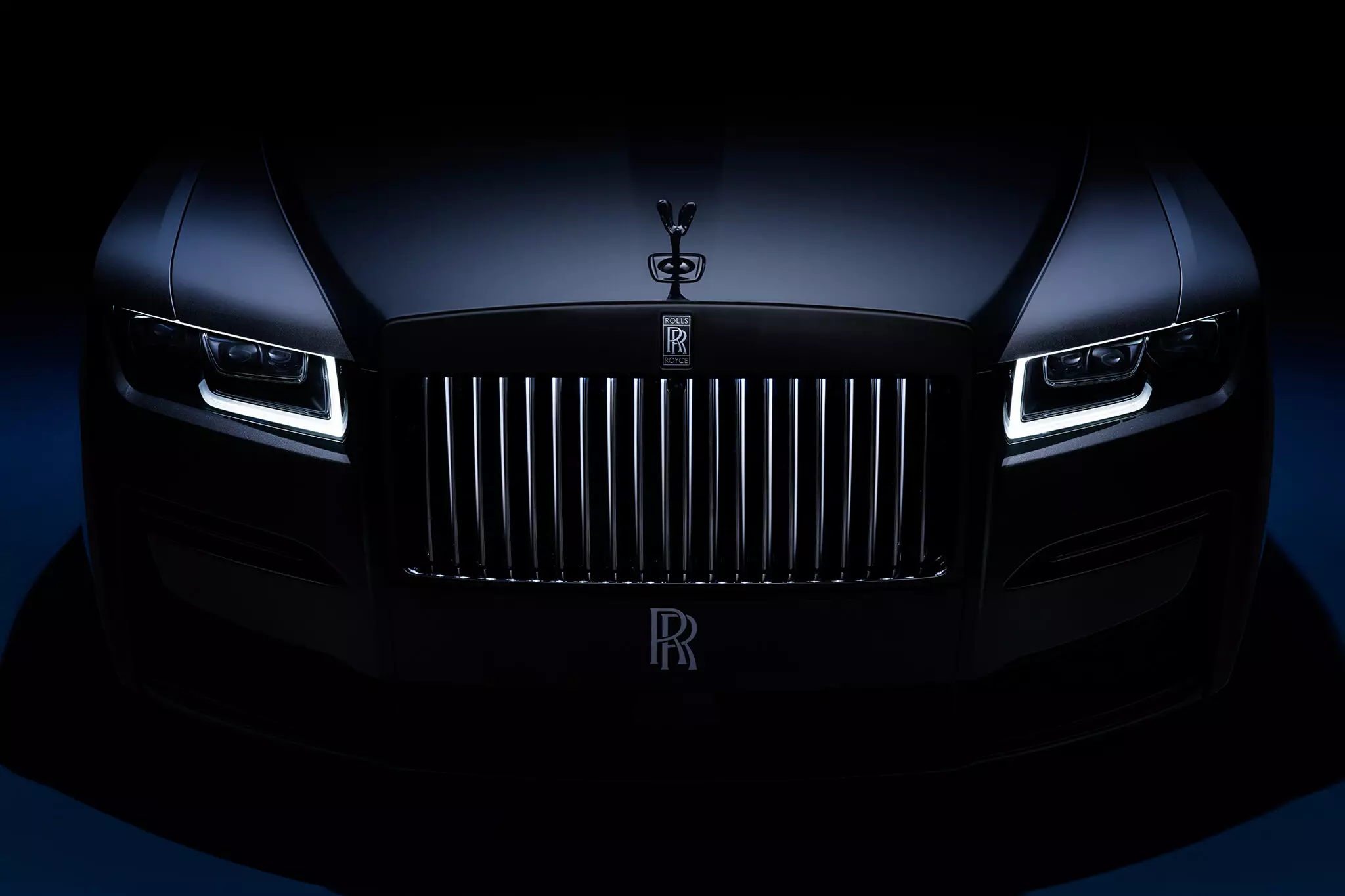 Rolls-Royce қара белгісінің елесі