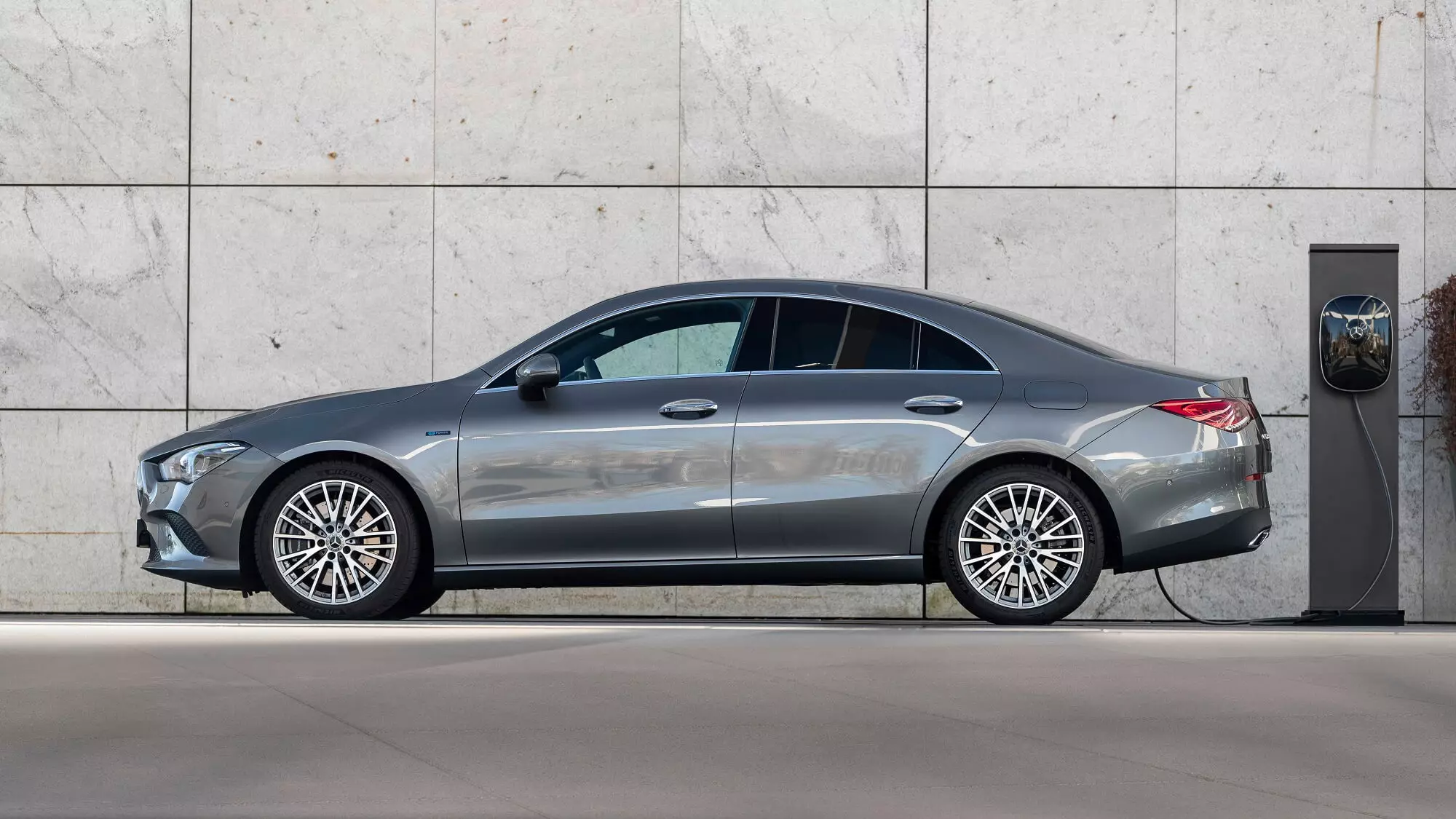 Mercedes-Benz CLA Coupé Hybrid plug-in