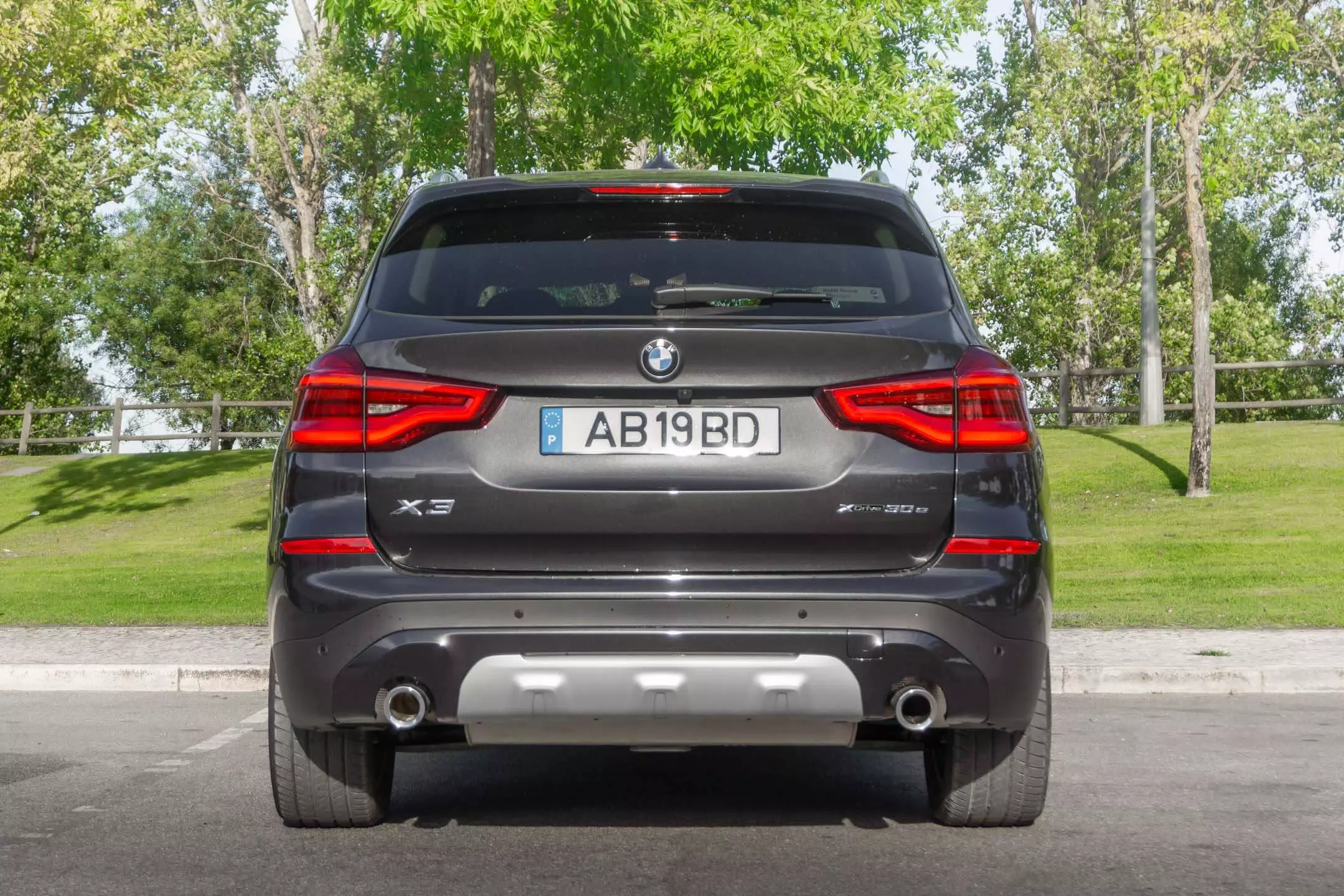 سيارة BMW X3 30e