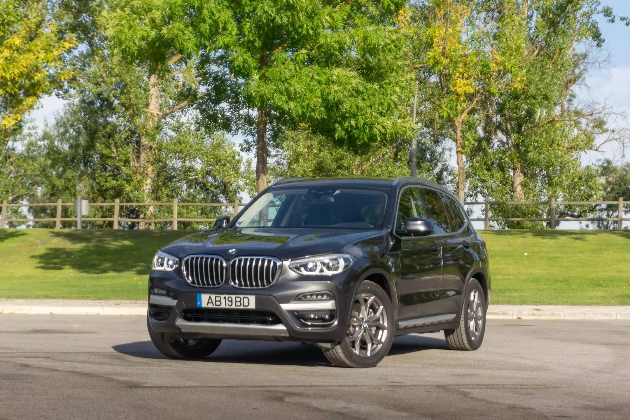 سيارة BMW X3 xDrive30e