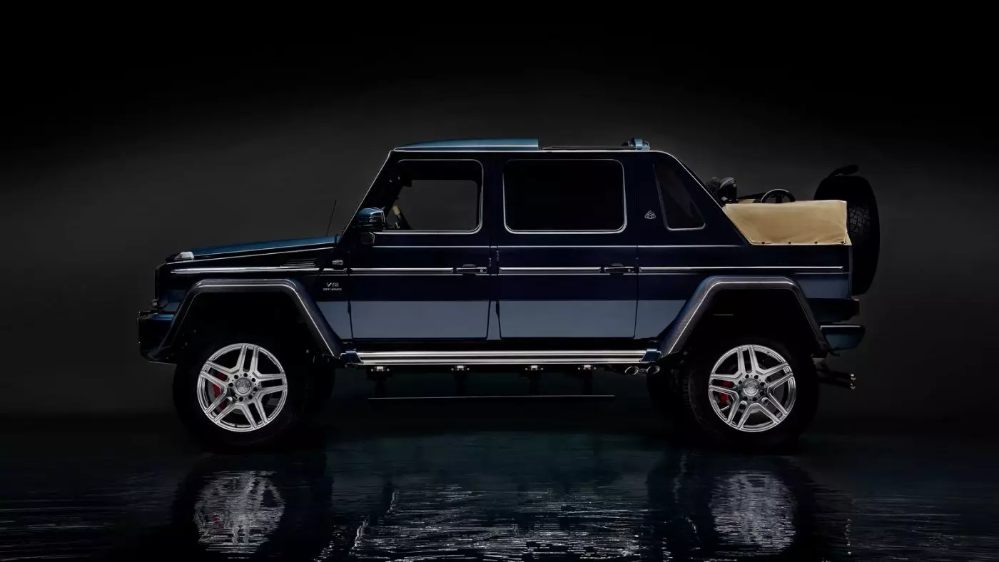 Mercedes-Maybach G650 Landaulet, ein 630 PS starker Luxus-Geländewagen 15050_2