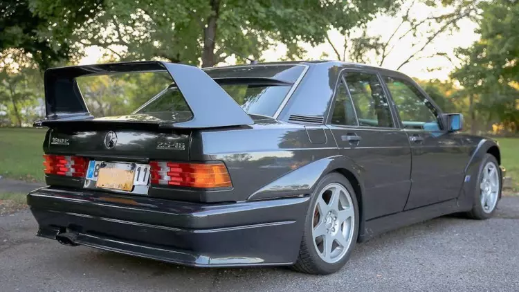 Mercedes-benz-190e-cosworth-evo-ii-3