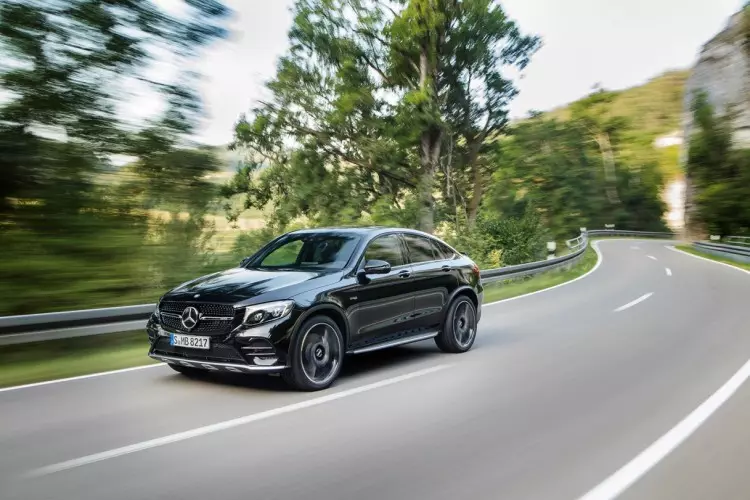 מרצדס-AMG GLC 43 קופה; 2016