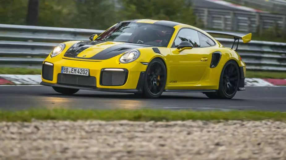 Porsche 911 GT2 RS. Թող անցնի «կանաչ դժոխքի» թագավորը