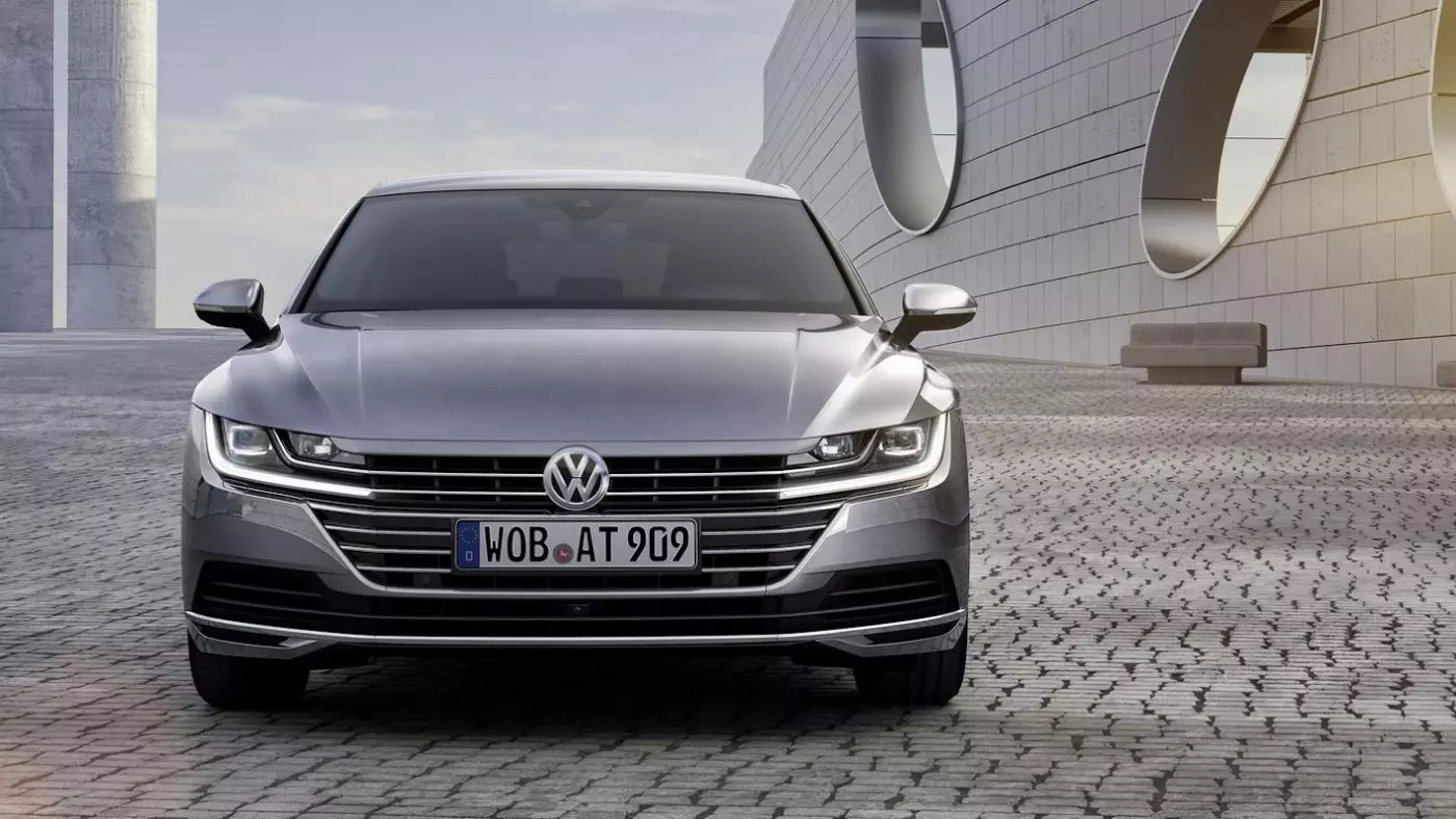 Volkswagen Arteon R. Ma VR6-ya efsanewî vedigere? 15444_1