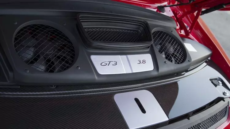 پورشه 911 GT3 (1)