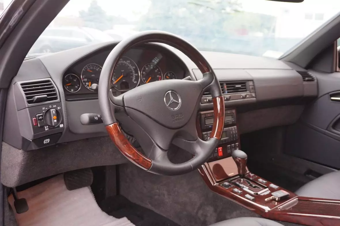 Mercedes-Benz SL 600 (R129)