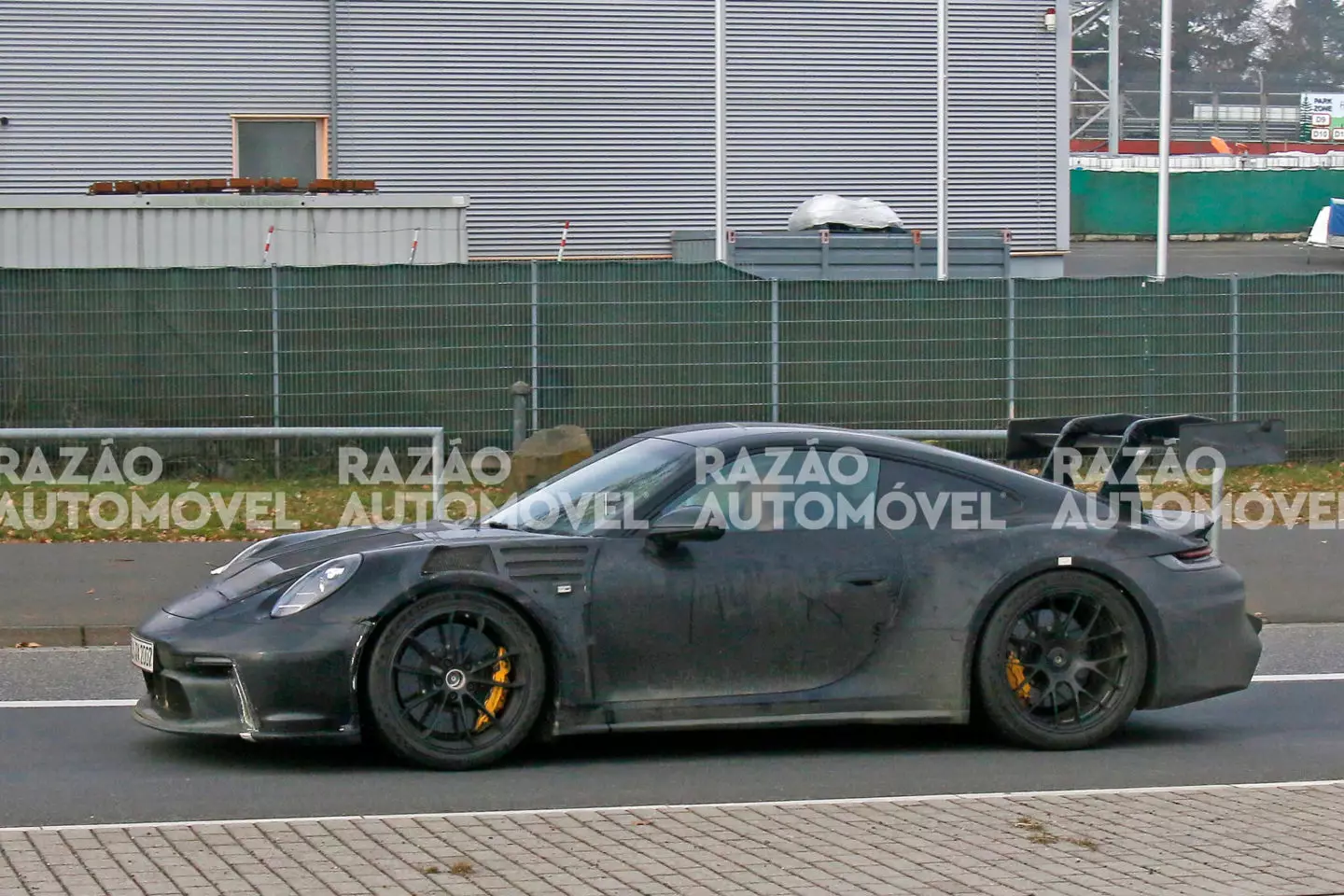 Špionážne fotografie Porsche 911 GT3 RS