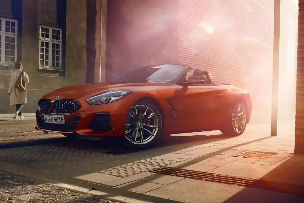 រថយន្ត BMW Z4