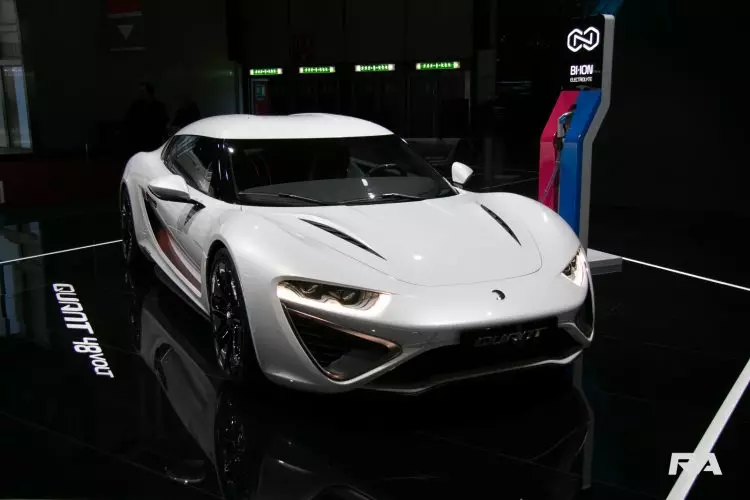 2017 Nanoflowcell Quant 48 volt in Genève