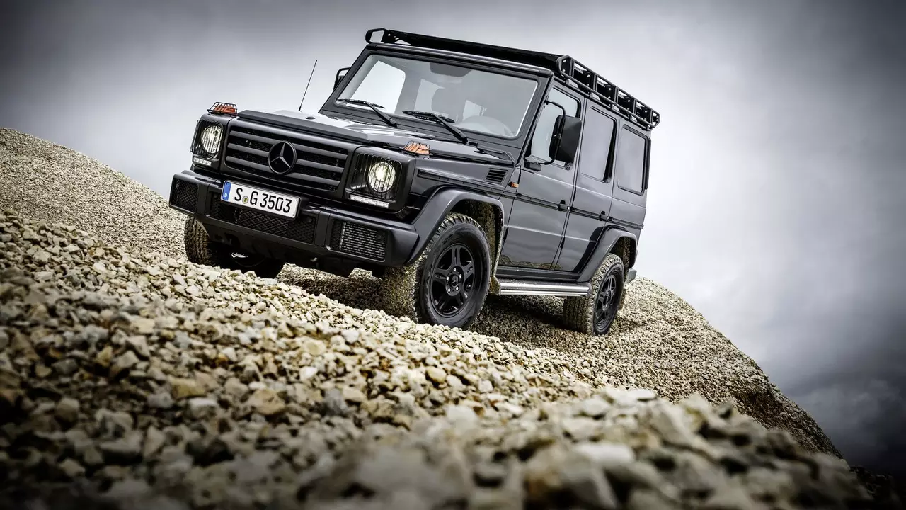 Mercedes-Benz G350d Professional: reveno al originoj 16106_2