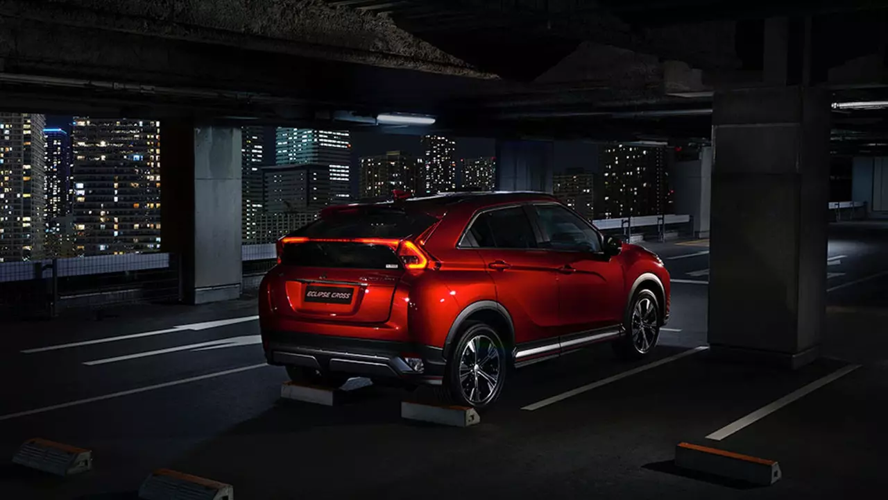 Mitsubishi Eclipse Cross အသစ်၏ ပထမဆုံး တရားဝင် ပုံရိပ်များ 16118_4