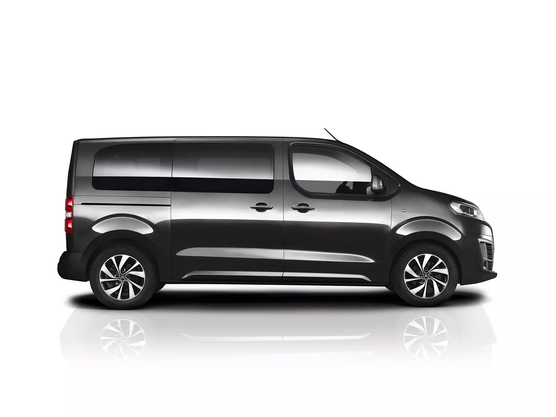 SpaceTourer Citroën ਦਾ ਨਵਾਂ ਪ੍ਰਸਤਾਵ ਹੈ 16185_3