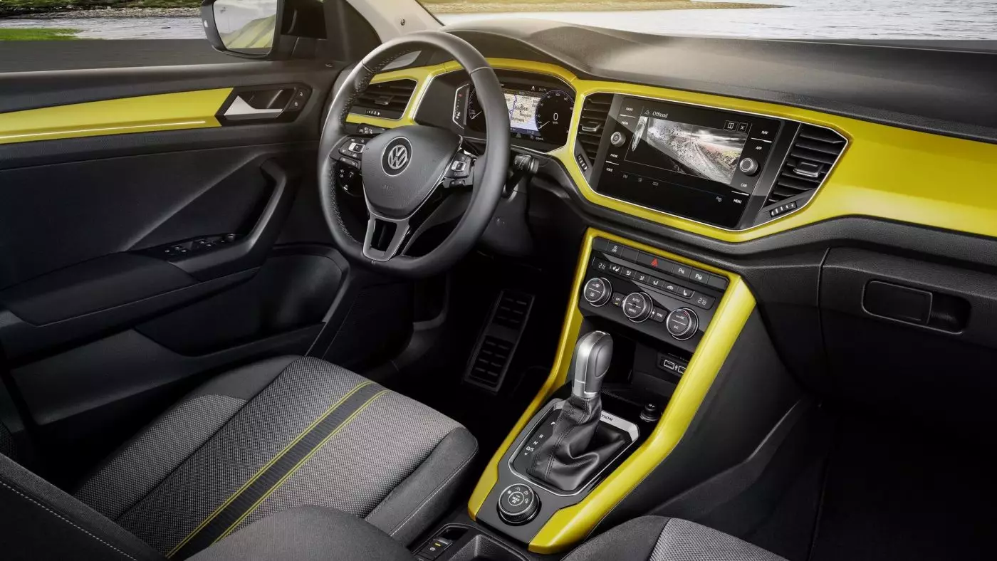 یہ نئی Volkswagen T-Roc ہے۔ تمام تفصیلات اور تصاویر 16281_3