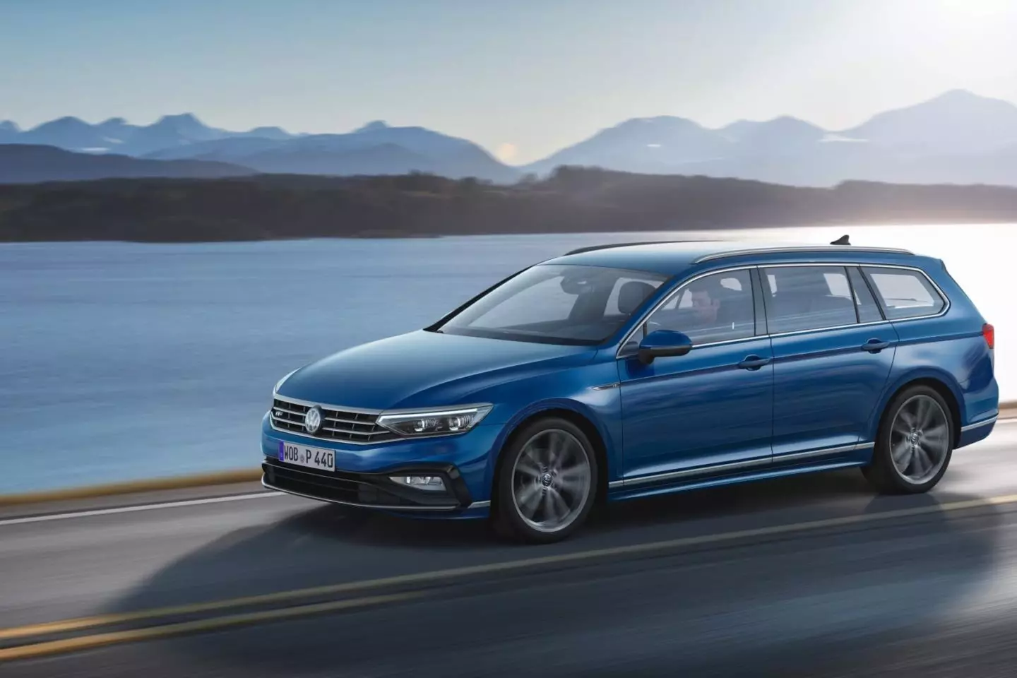 ក្រុមហ៊ុន Volkswagen Passat