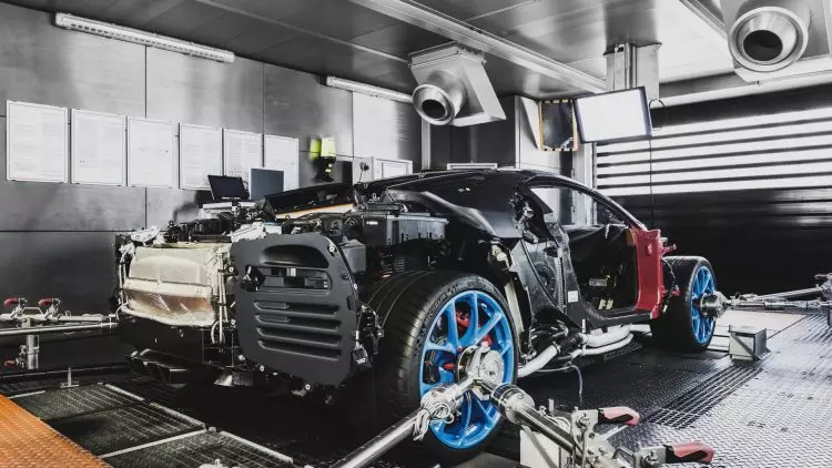 Trefft d'Bugatti Chiron Millionaire Factory 16290_6