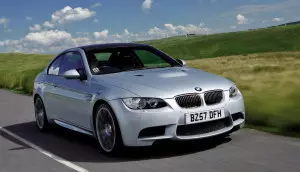 بېلەت تاشلايلى: ئاۋدى RS5 Coupé vs BMW M3 Coupé 16383_14